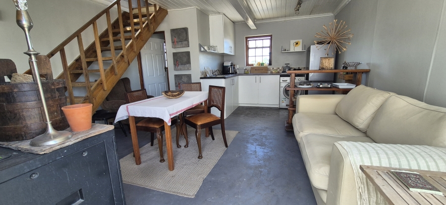 5 Bedroom Property for Sale in Cape Farms Western Cape